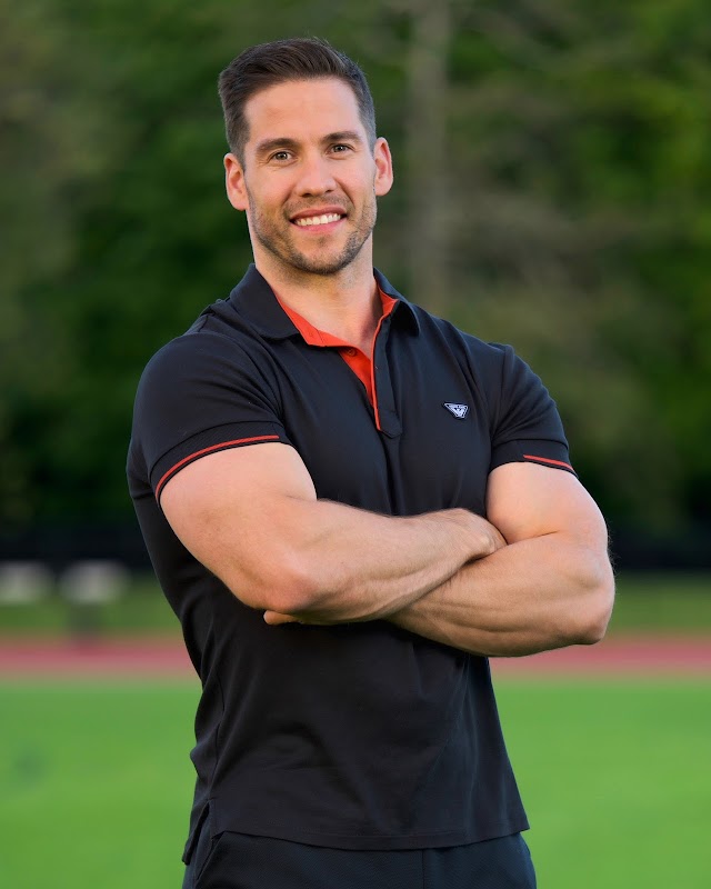Blake Dovanne Personal Trainer Vancouver