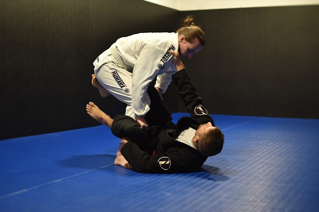 Impact : Jiu-Jitsu, Grappling, Mma, Boxe Et Coaching Sportif À Aix-En-Provence